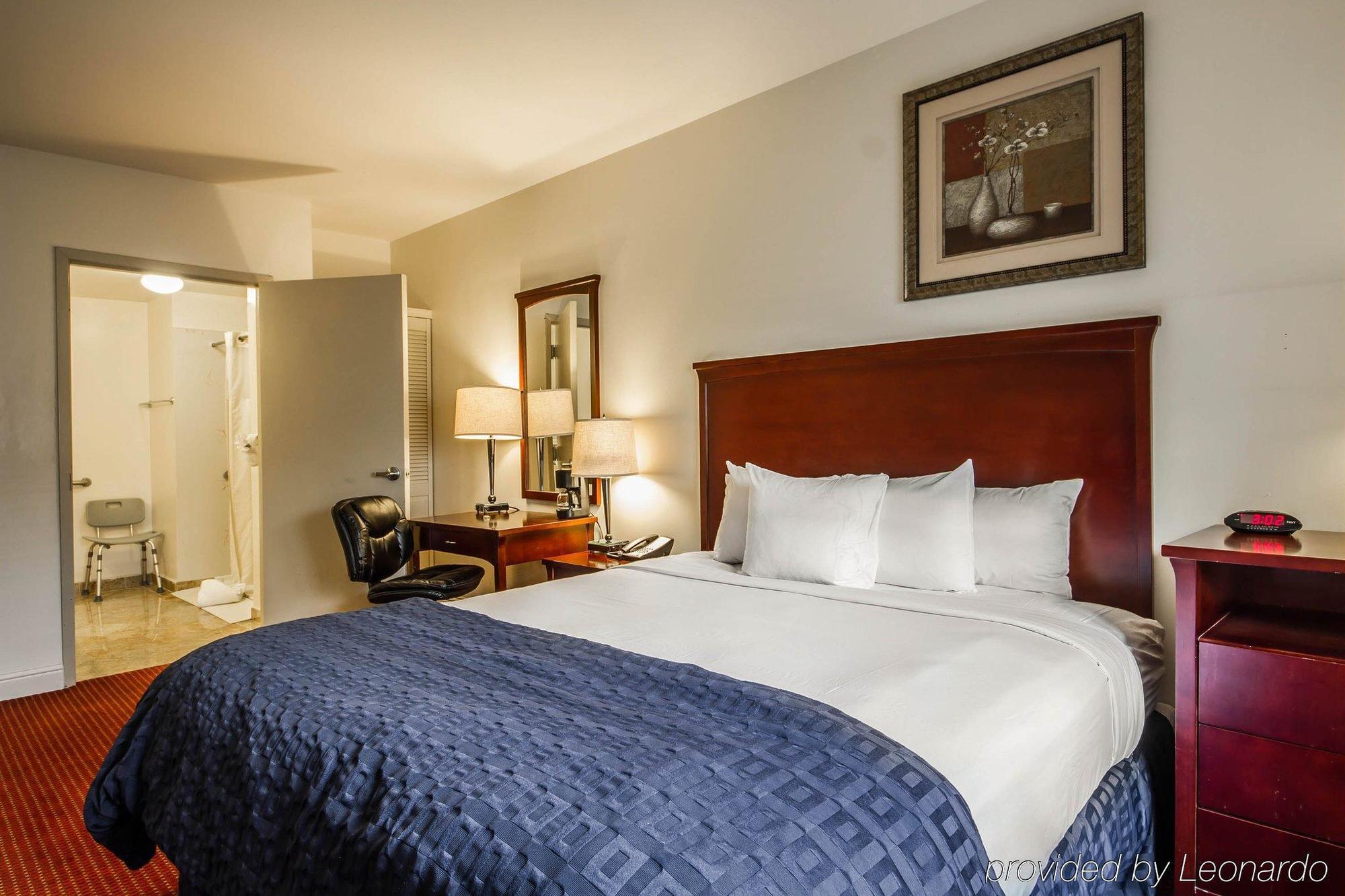 Ramada By Wyndham Oakland Downtown City Center Kültér fotó