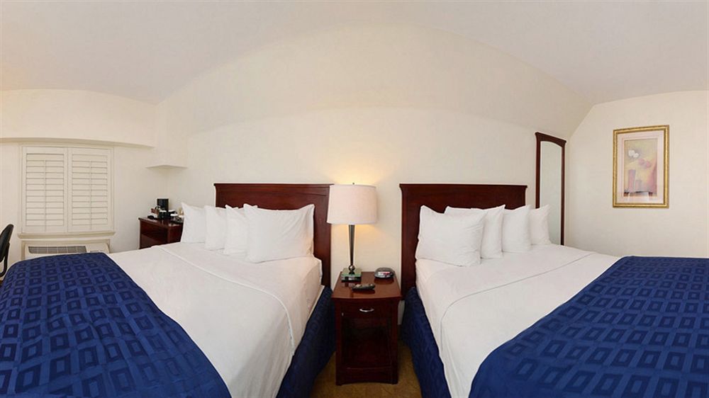 Ramada By Wyndham Oakland Downtown City Center Kültér fotó